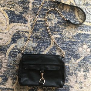 Flawless black chain crossbody bag